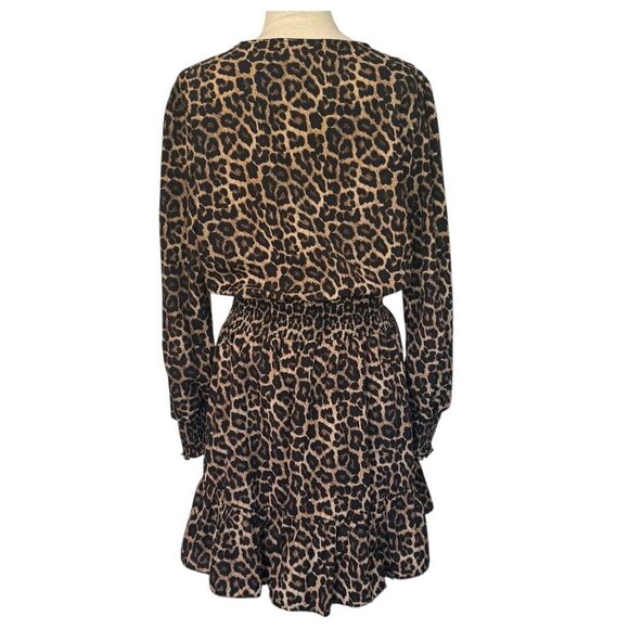 MICHAEL Michael Kors Women’s Leopard Print V-Neck Ruffle Dress (L) - Picture 4 of 10